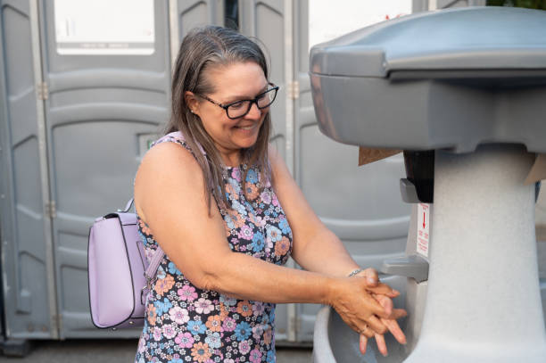 Best Portable bathroom rental  in Hudson Bend, TX